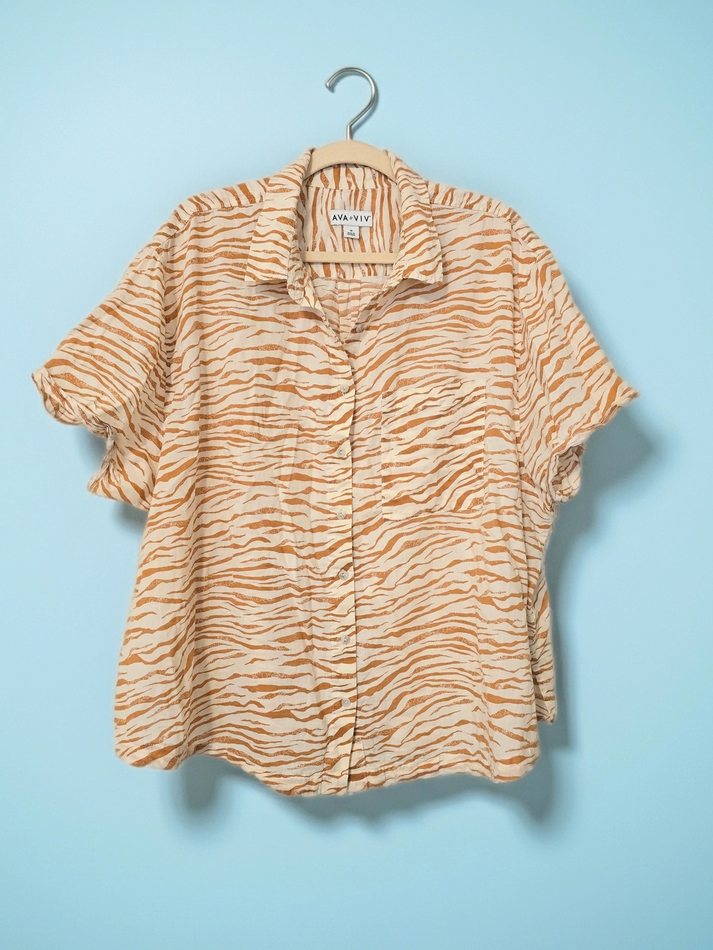 Cream & Orange Zebra-Stripe Button-Down by Ava & Viv